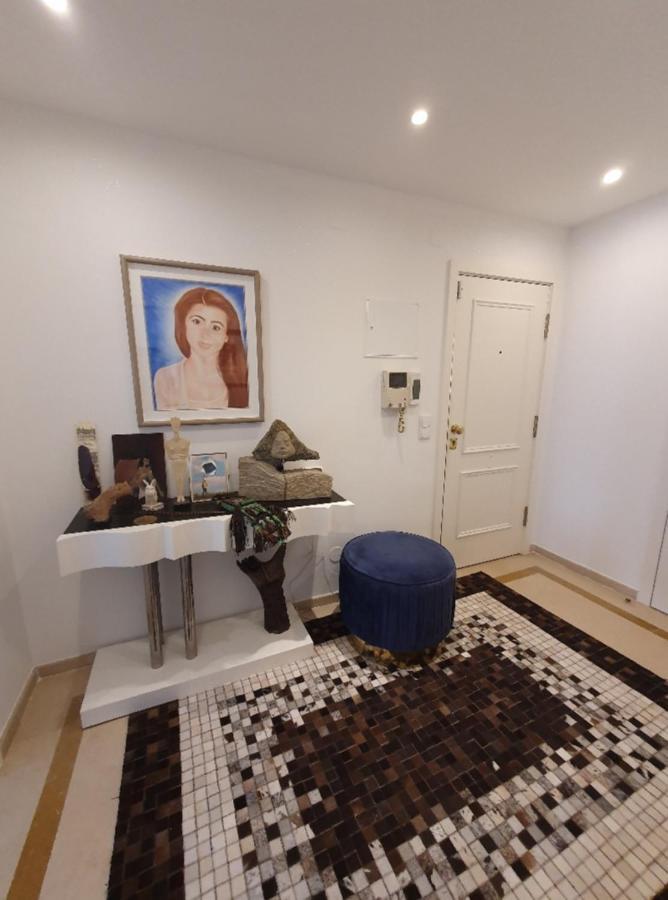 River View & Close To The Beach - Quarto Em Almada Luaran gambar